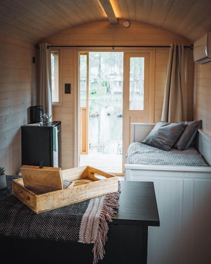 Glamping - 25 Min Roermond, Maasmechelen & Maastricht Hotel Kinrooi Bagian luar foto
